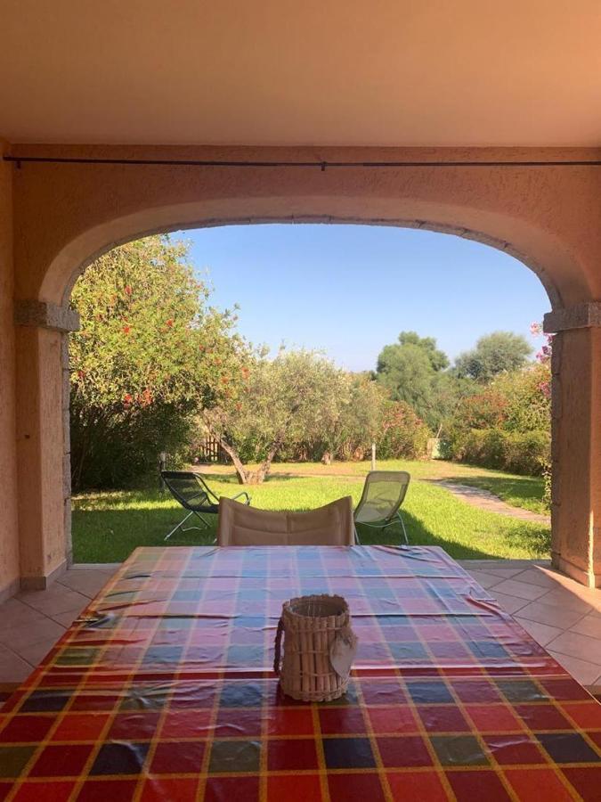 Villa La Cinta à San Teodoro  Extérieur photo